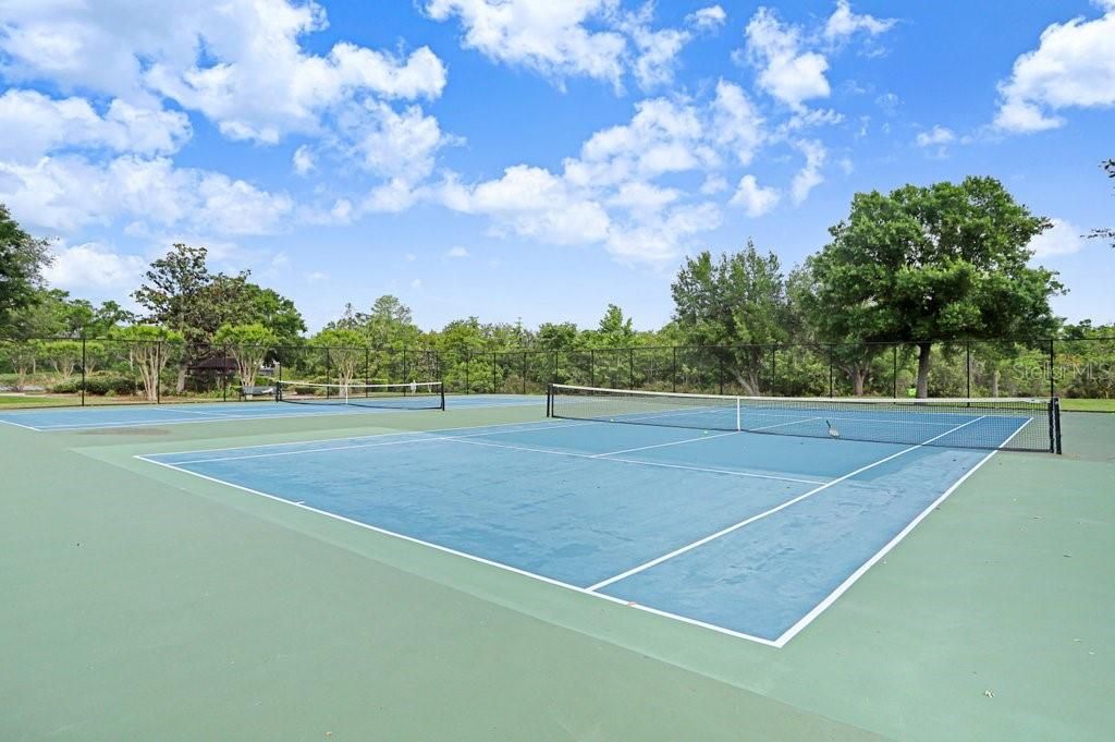 Active With Contract: $145,000 (1 beds, 1 baths, 734 Square Feet)