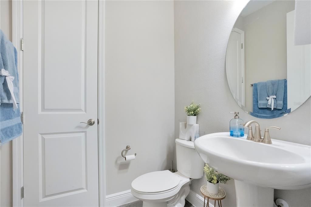 For Sale: $614,000 (3 beds, 2 baths, 2159 Square Feet)