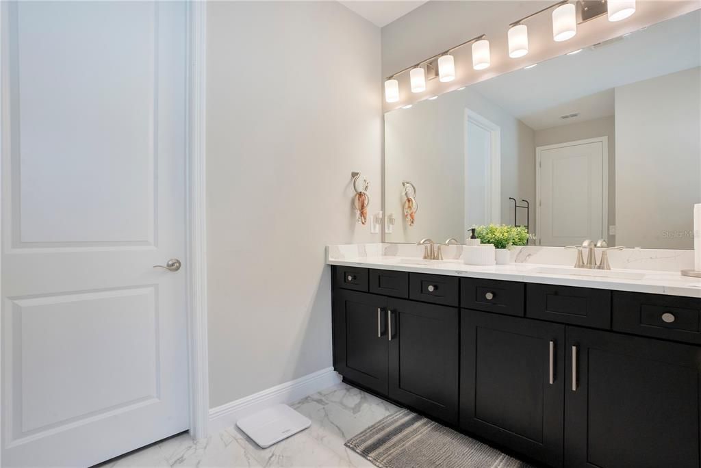 For Sale: $614,000 (3 beds, 2 baths, 2159 Square Feet)