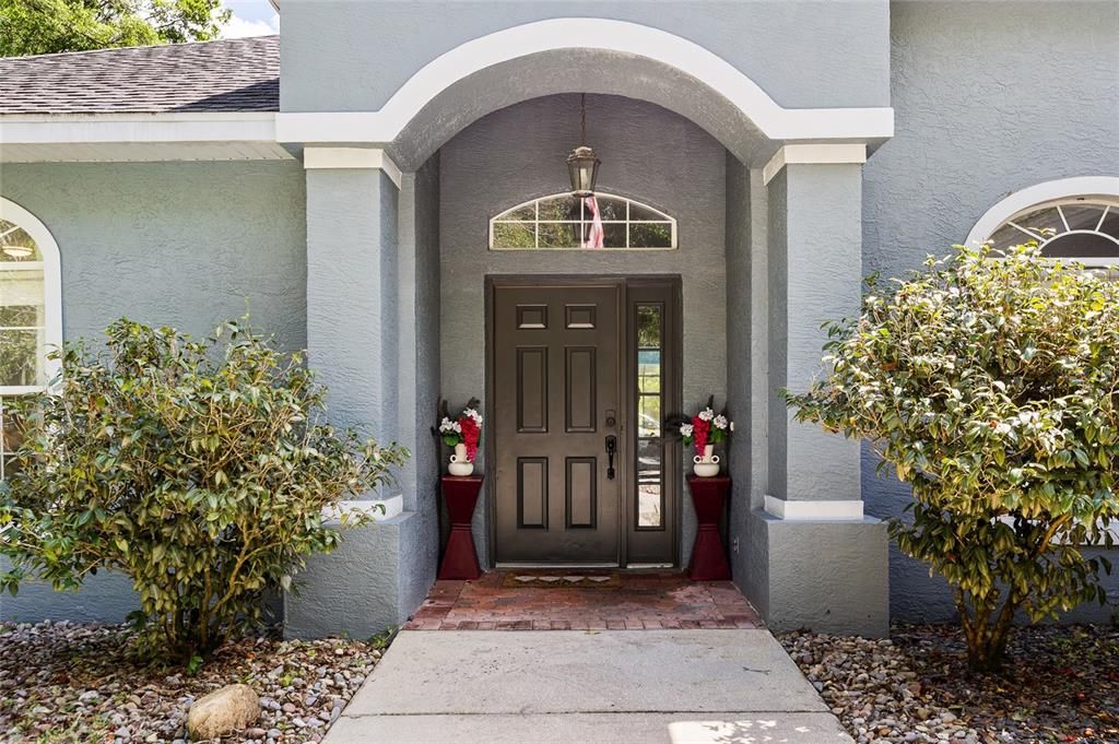 En Venta: $569,000 (4 camas, 2 baños, 2745 Pies cuadrados)