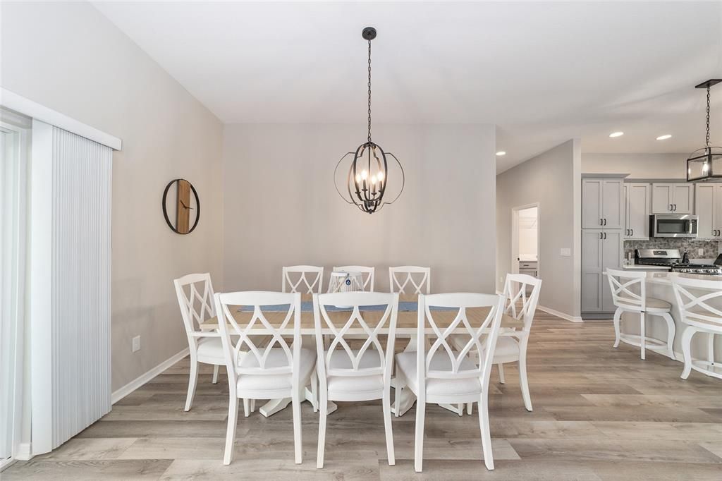 For Sale: $693,000 (4 beds, 3 baths, 2213 Square Feet)