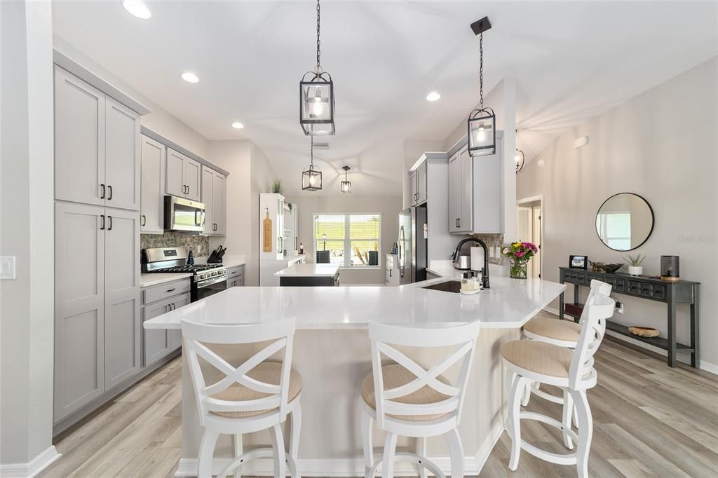 For Sale: $693,000 (4 beds, 3 baths, 2213 Square Feet)
