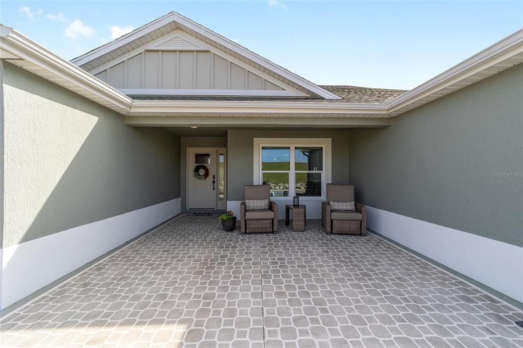 For Sale: $693,000 (4 beds, 3 baths, 2213 Square Feet)