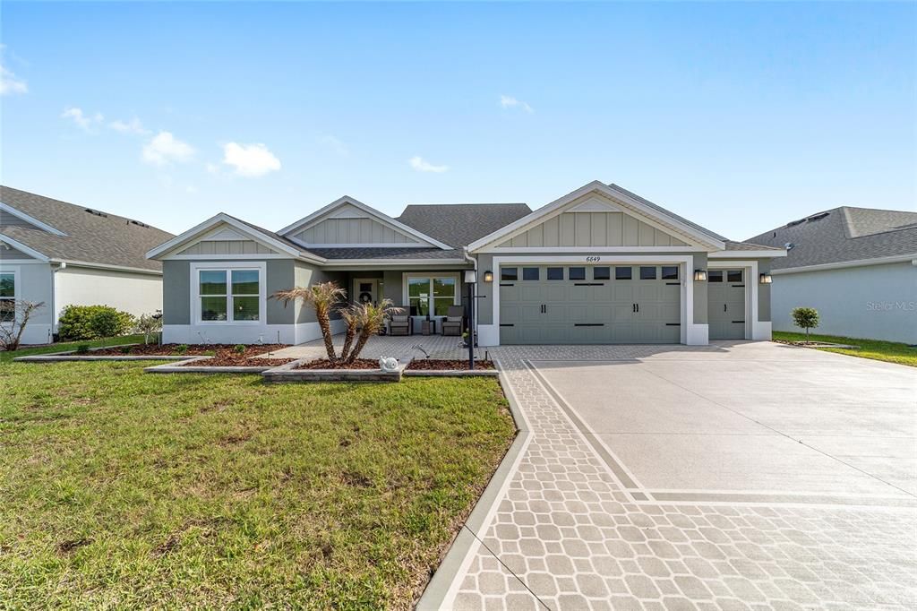 For Sale: $693,000 (4 beds, 3 baths, 2213 Square Feet)