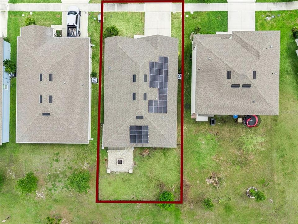 Activo con contrato: $349,999 (4 camas, 2 baños, 1830 Pies cuadrados)