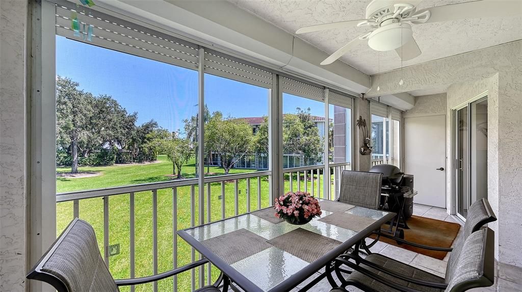 En Venta: $199,900 (2 camas, 2 baños, 1042 Pies cuadrados)