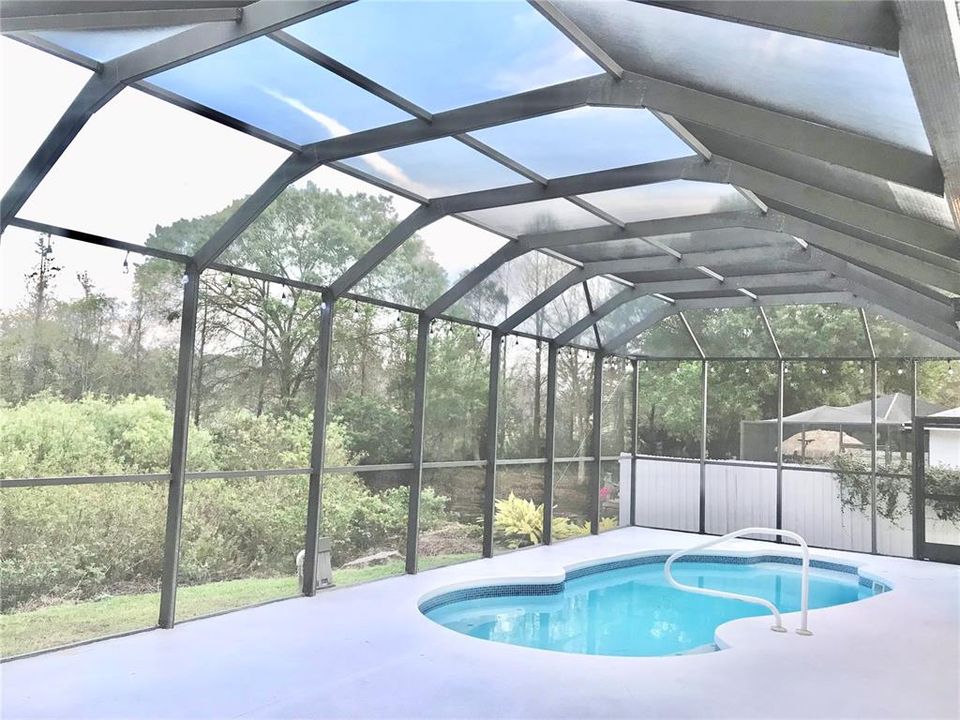 Active With Contract: $2,800 (4 beds, 2 baths, 1763 Square Feet)