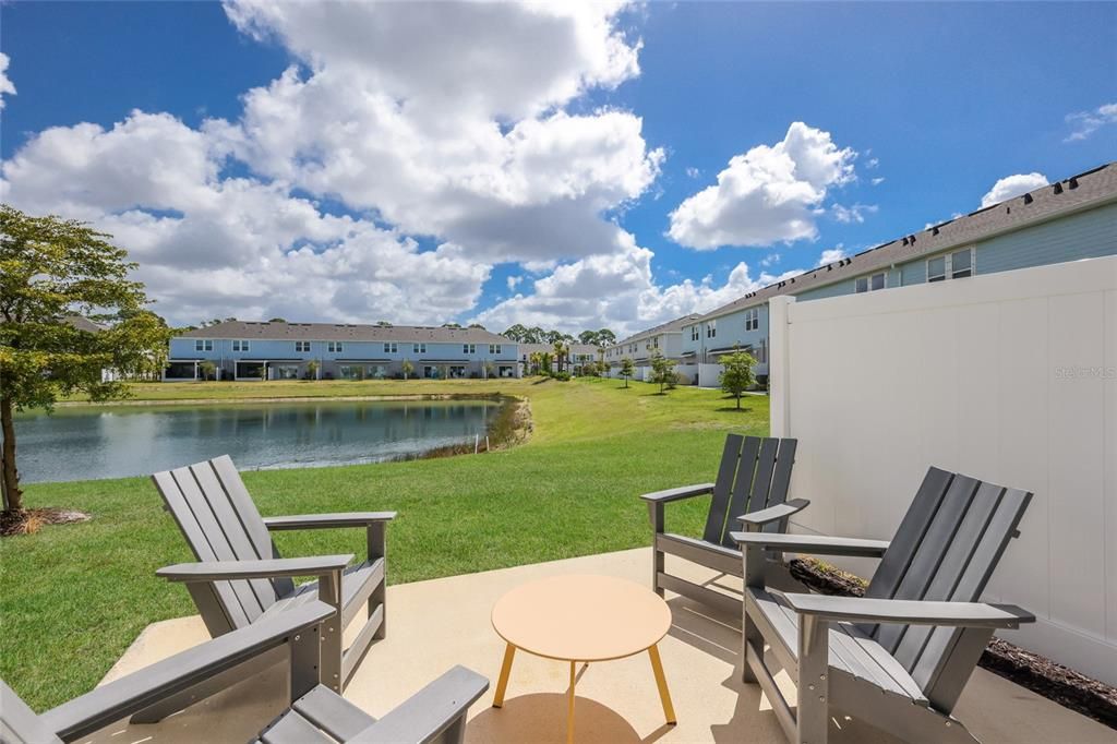 For Sale: $345,000 (3 beds, 2 baths, 1553 Square Feet)