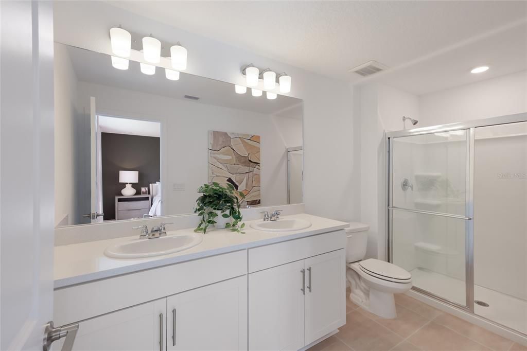 For Sale: $345,000 (3 beds, 2 baths, 1553 Square Feet)