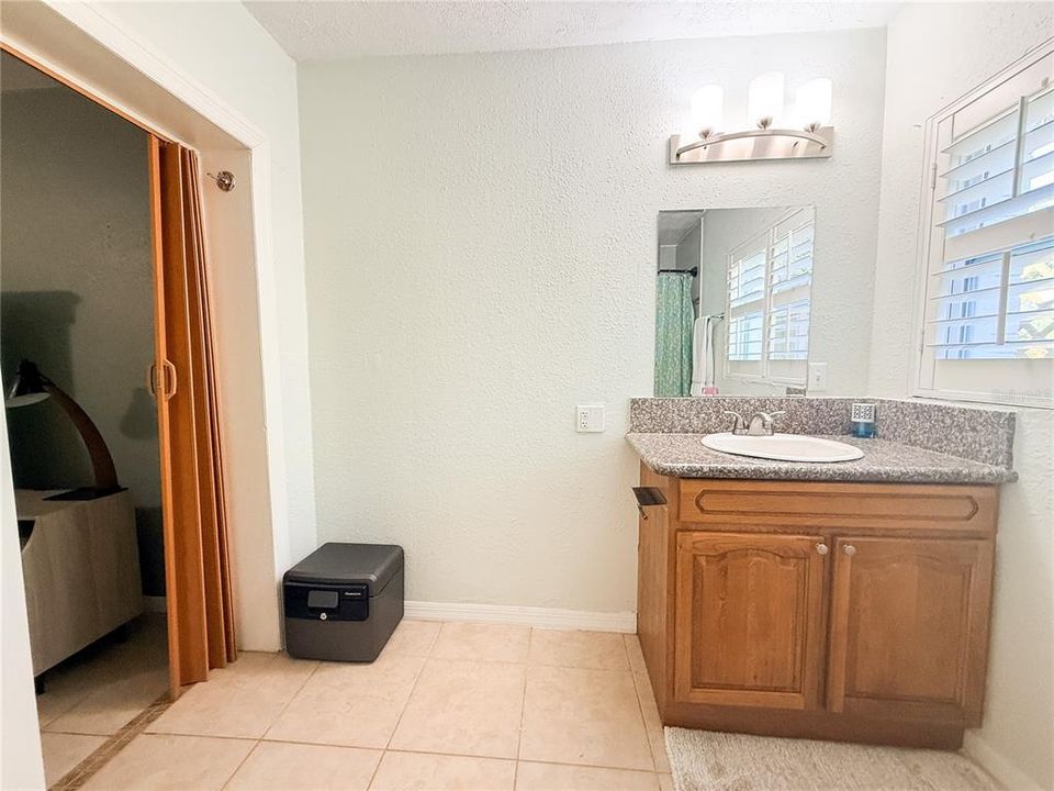 На продажу: $575,000 (3 спален, 3 ванн, 2576 Квадратных фут)