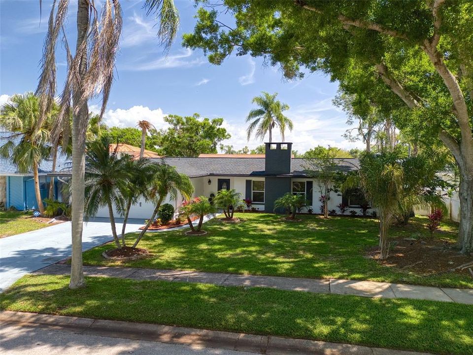 Active With Contract: $615,000 (4 beds, 2 baths, 1980 Square Feet)