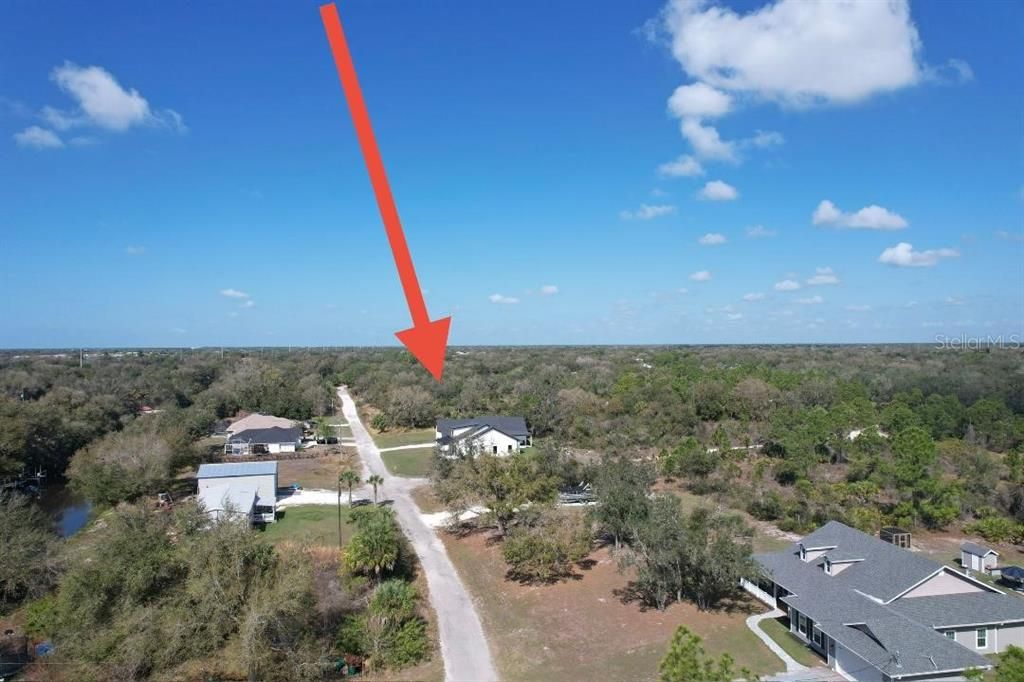 待售: $7,900 (0.22 acres)
