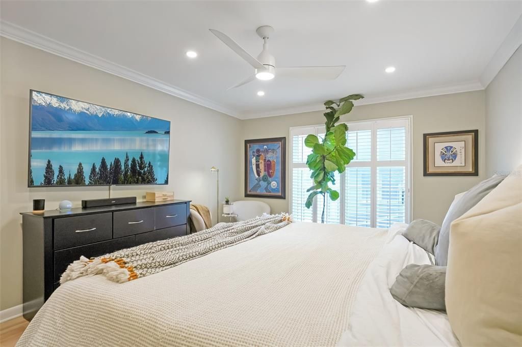 Activo con contrato: $569,000 (3 camas, 2 baños, 1443 Pies cuadrados)
