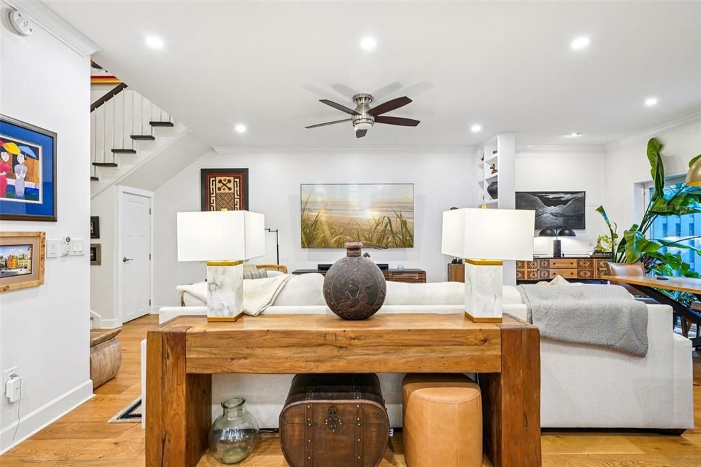 Activo con contrato: $569,000 (3 camas, 2 baños, 1443 Pies cuadrados)