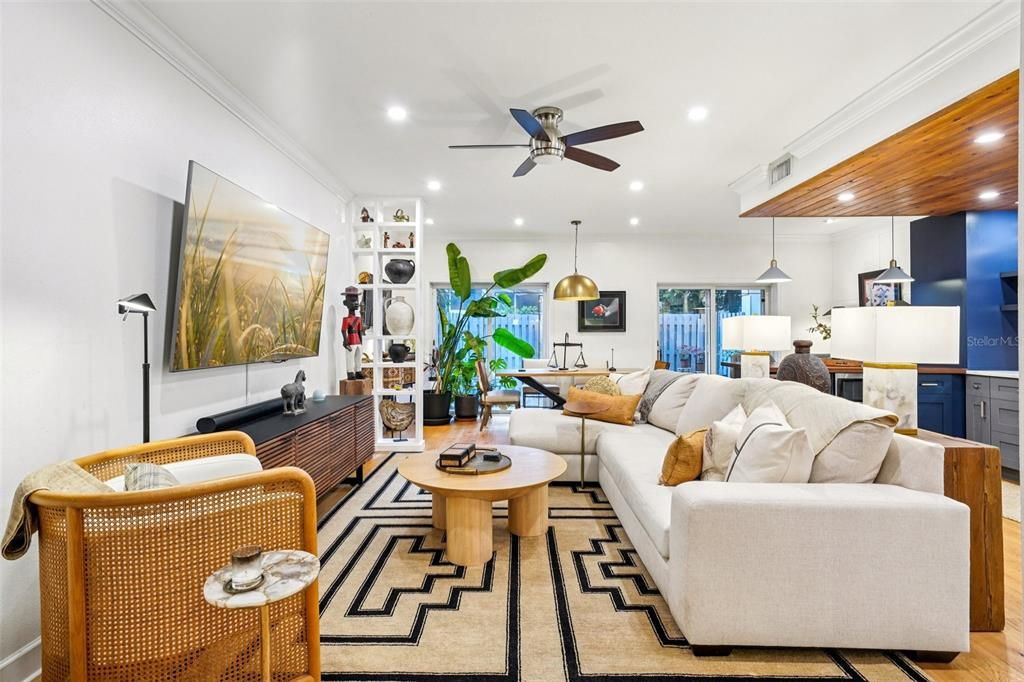 Activo con contrato: $569,000 (3 camas, 2 baños, 1443 Pies cuadrados)