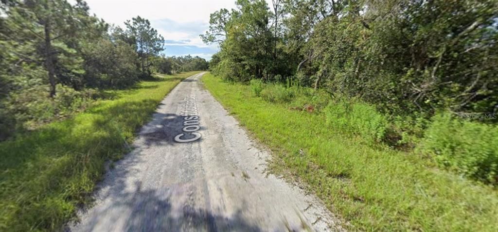 На продажу: $15,900 (0.25 acres)