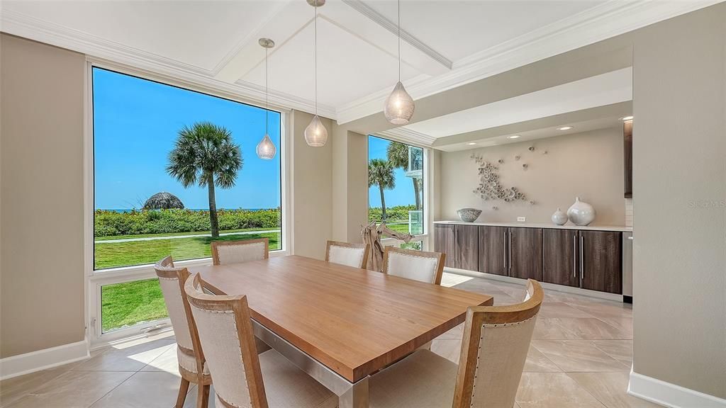 For Sale: $1,595,000 (2 beds, 2 baths, 1513 Square Feet)