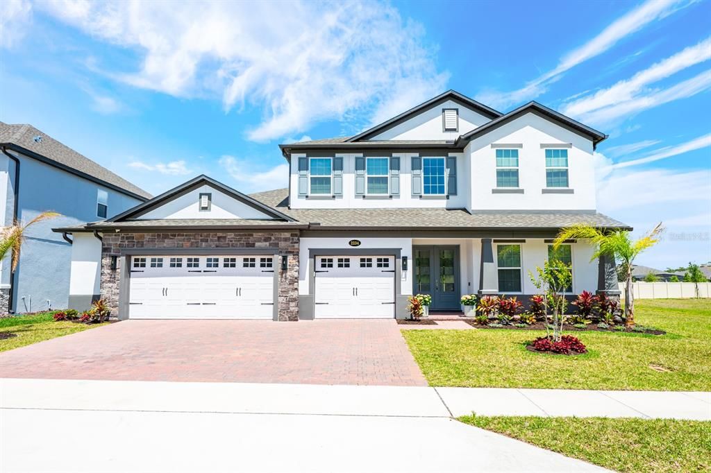 For Sale: $1,100,000 (5 beds, 4 baths, 4360 Square Feet)