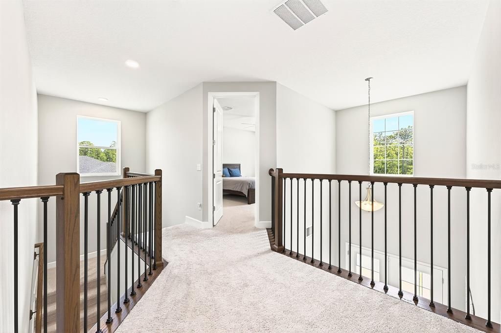 For Sale: $1,100,000 (5 beds, 4 baths, 4360 Square Feet)