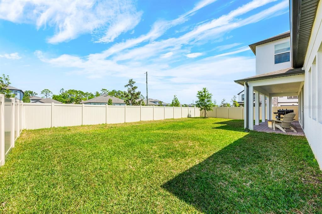 For Sale: $1,100,000 (5 beds, 4 baths, 4360 Square Feet)