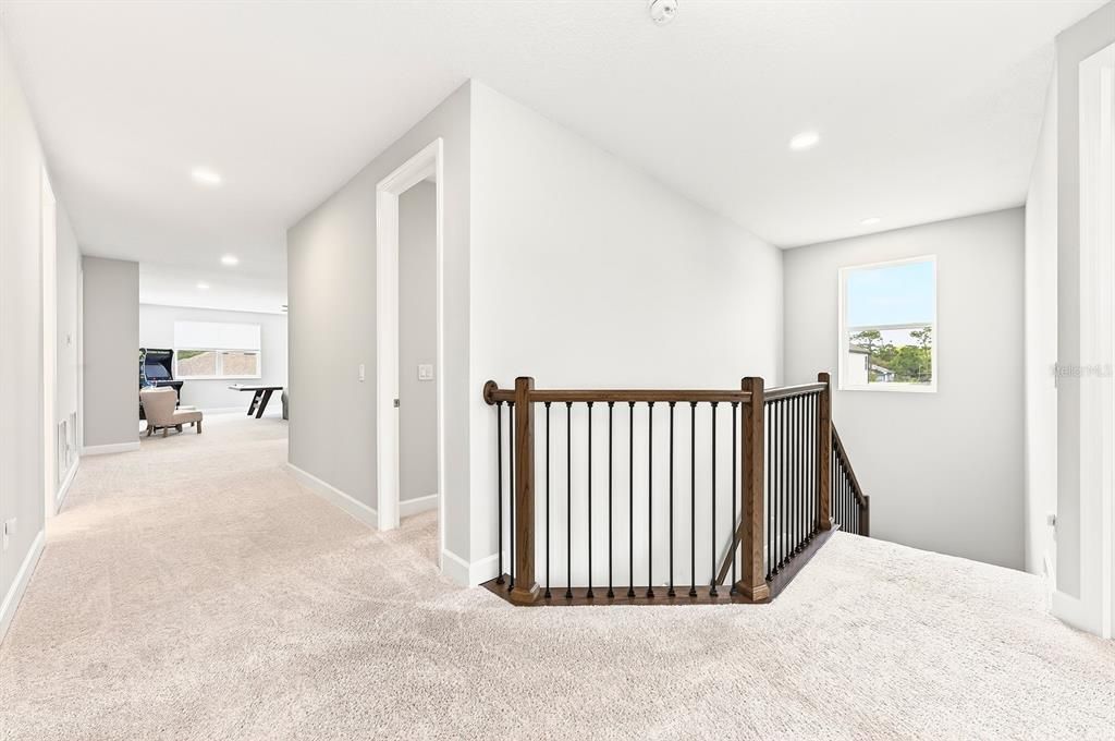 For Sale: $1,100,000 (5 beds, 4 baths, 4360 Square Feet)
