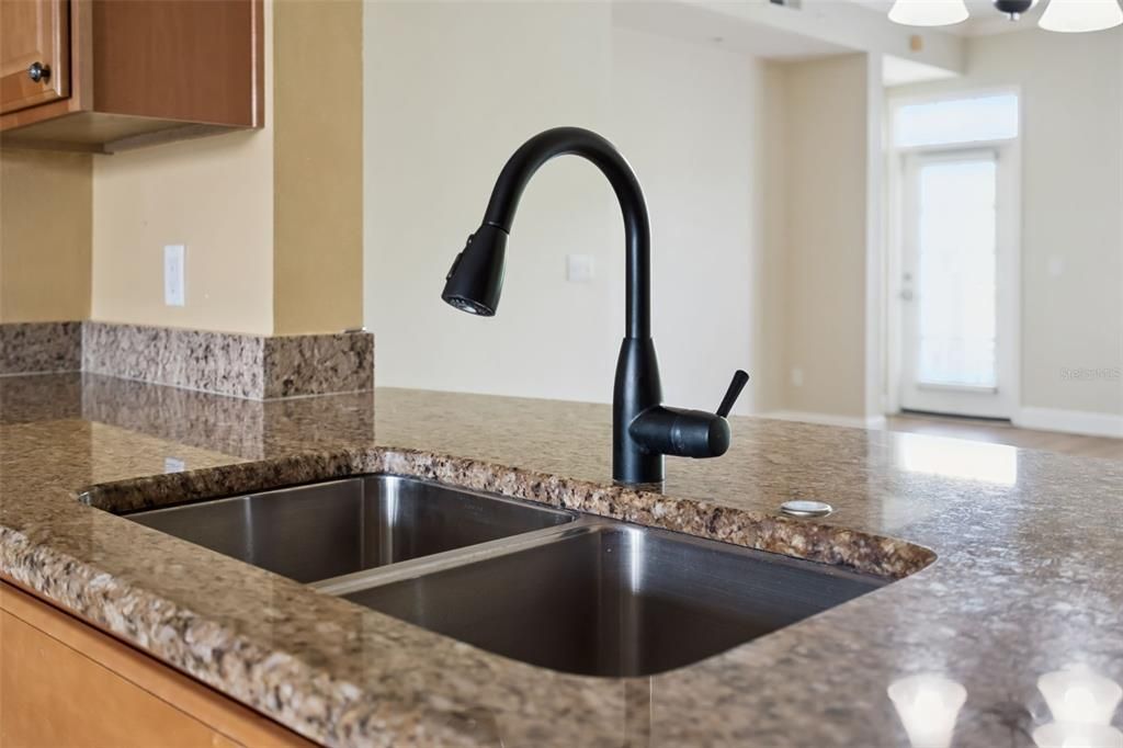 For Sale: $429,000 (3 beds, 2 baths, 1736 Square Feet)