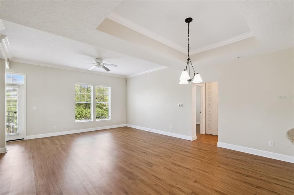 For Sale: $429,000 (3 beds, 2 baths, 1736 Square Feet)