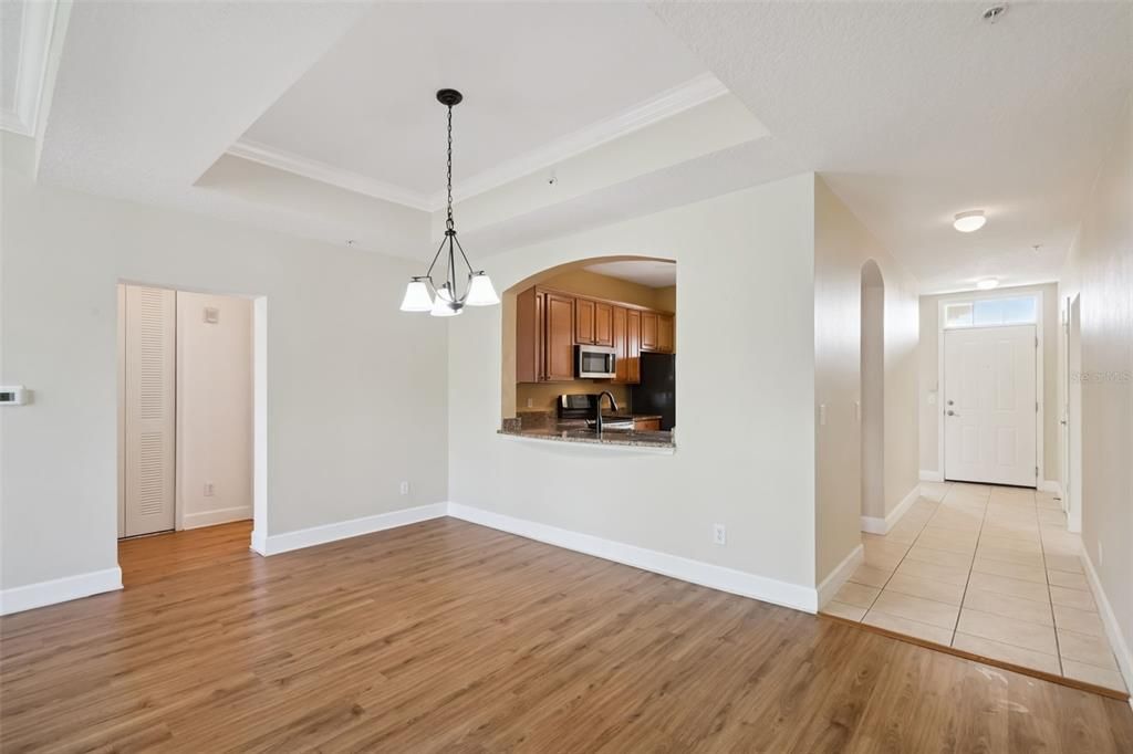 For Sale: $429,000 (3 beds, 2 baths, 1736 Square Feet)