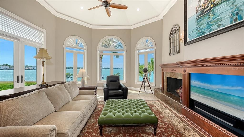 For Sale: $16,950,000 (4 beds, 3 baths, 4852 Square Feet)