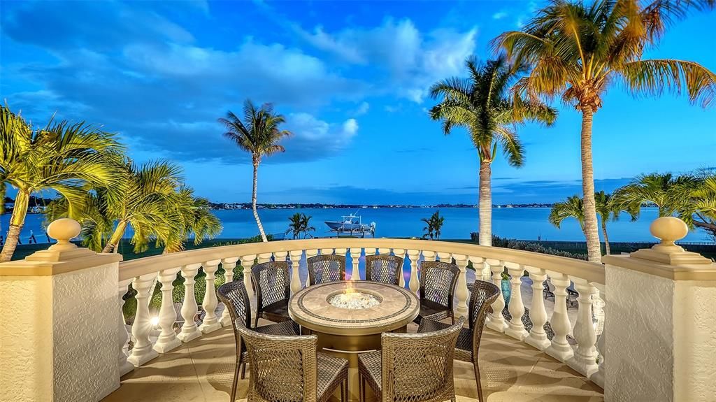 For Sale: $16,950,000 (4 beds, 3 baths, 4852 Square Feet)