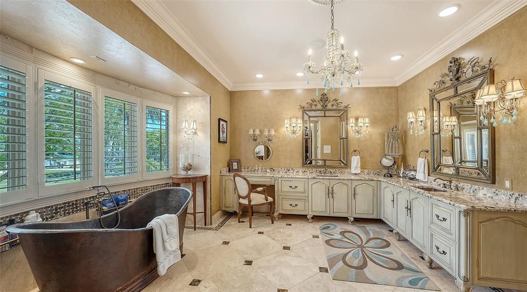 For Sale: $16,950,000 (4 beds, 3 baths, 4852 Square Feet)