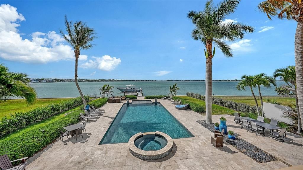 For Sale: $16,950,000 (4 beds, 3 baths, 4852 Square Feet)