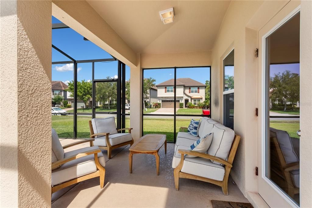 Activo con contrato: $579,900 (4 camas, 2 baños, 2626 Pies cuadrados)