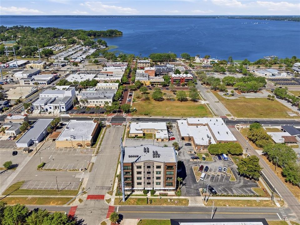 For Rent: $1,450 (1 beds, 1 baths, 997 Square Feet)