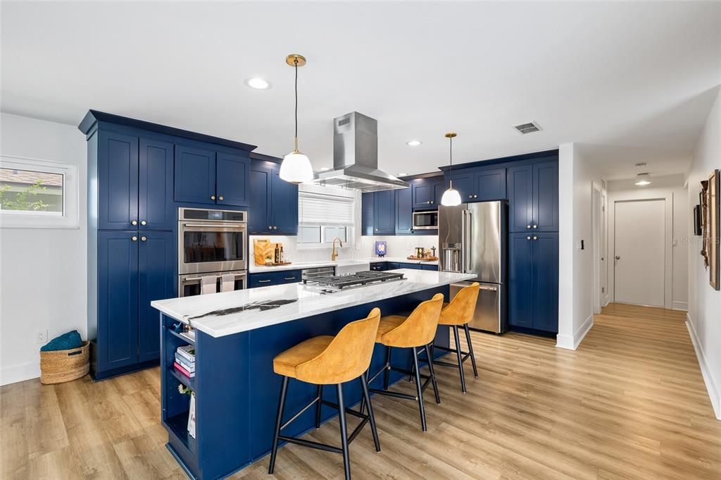 Active With Contract: $750,000 (4 beds, 2 baths, 2702 Square Feet)