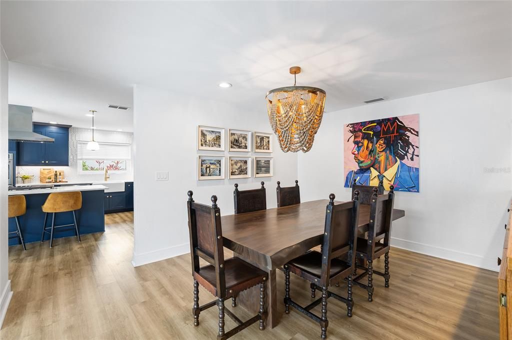 Active With Contract: $750,000 (4 beds, 2 baths, 2702 Square Feet)