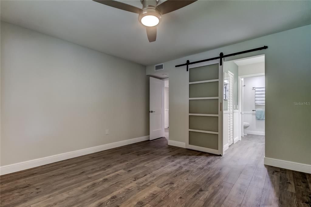 For Rent: $2,675 (1 beds, 1 baths, 805 Square Feet)