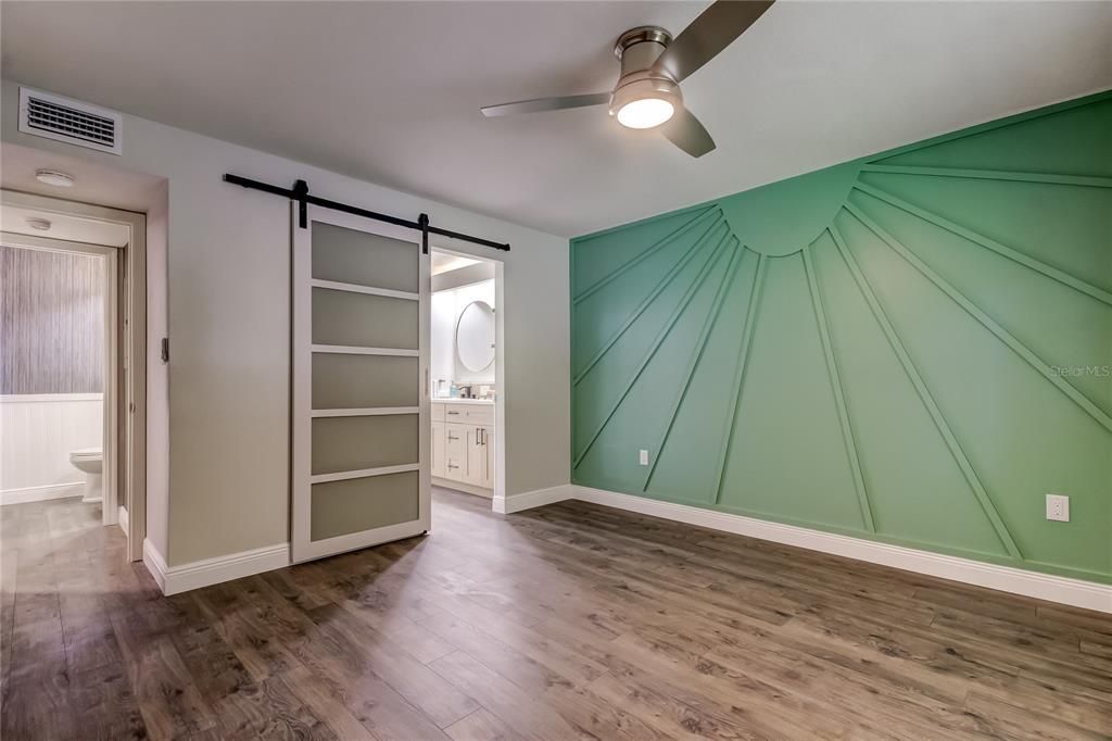 For Rent: $2,675 (1 beds, 1 baths, 805 Square Feet)