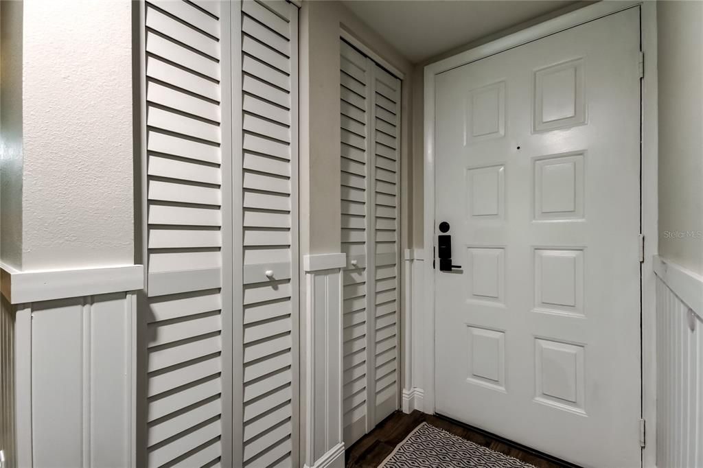 For Rent: $2,675 (1 beds, 1 baths, 805 Square Feet)