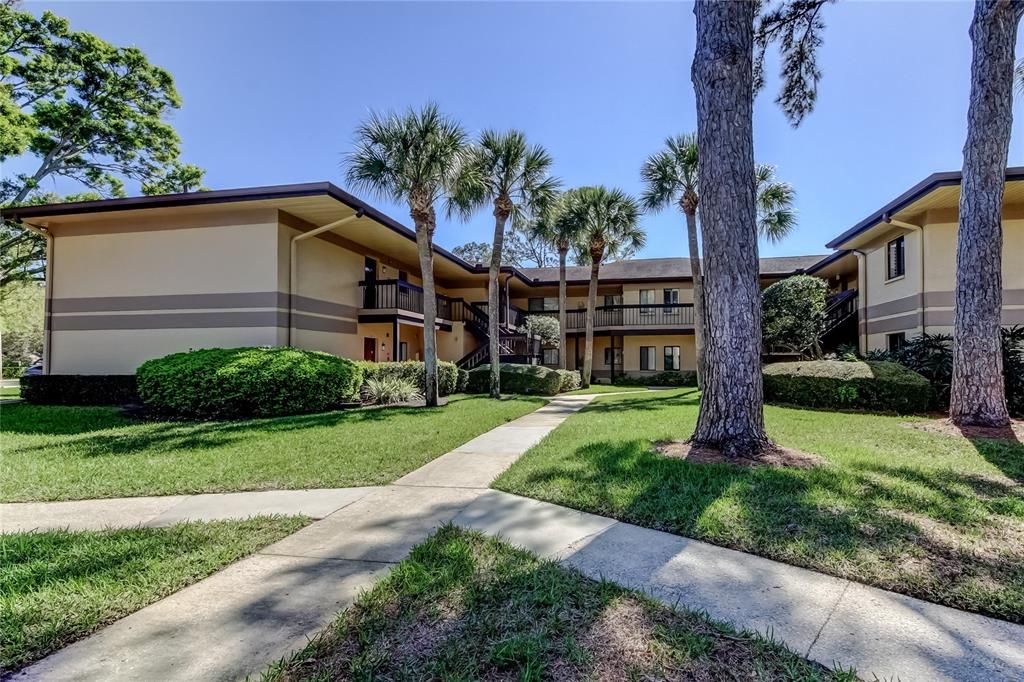 For Rent: $2,675 (1 beds, 1 baths, 805 Square Feet)