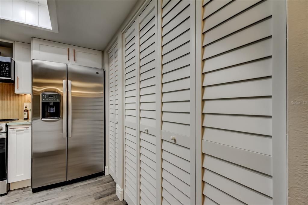 For Rent: $2,675 (1 beds, 1 baths, 805 Square Feet)