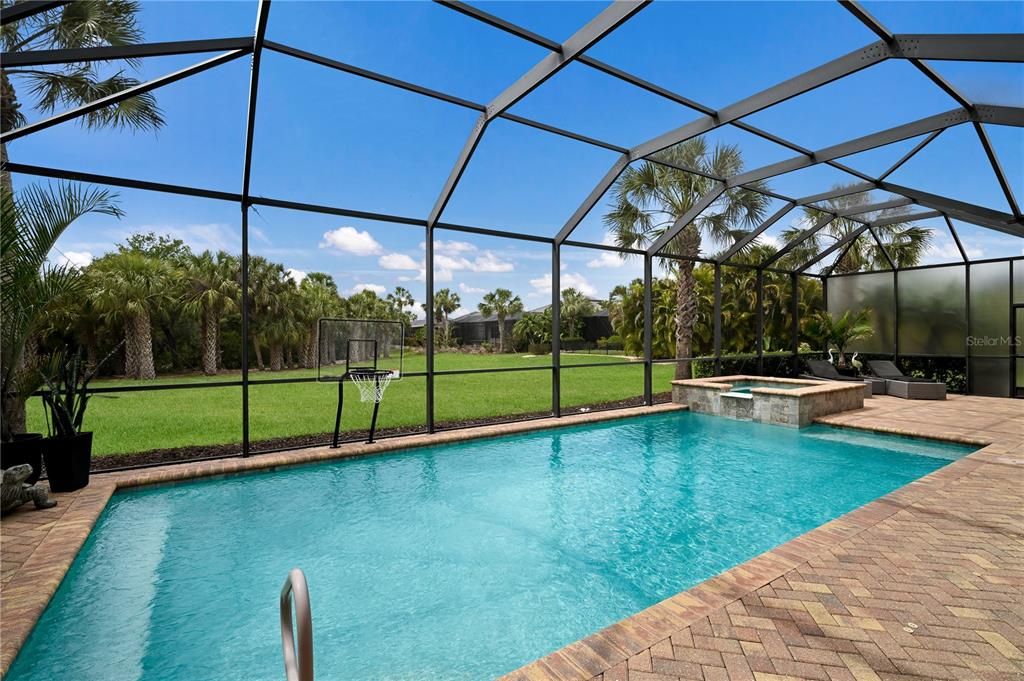 En Venta: $949,999 (3 camas, 3 baños, 2738 Pies cuadrados)