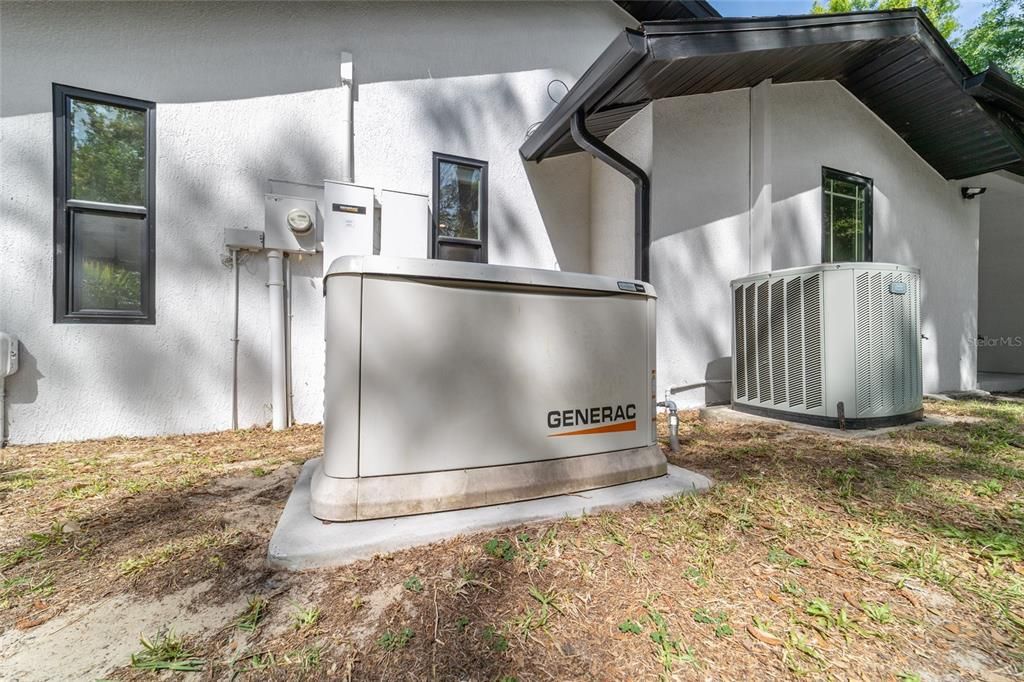 For Sale: $525,000 (3 beds, 2 baths, 2192 Square Feet)