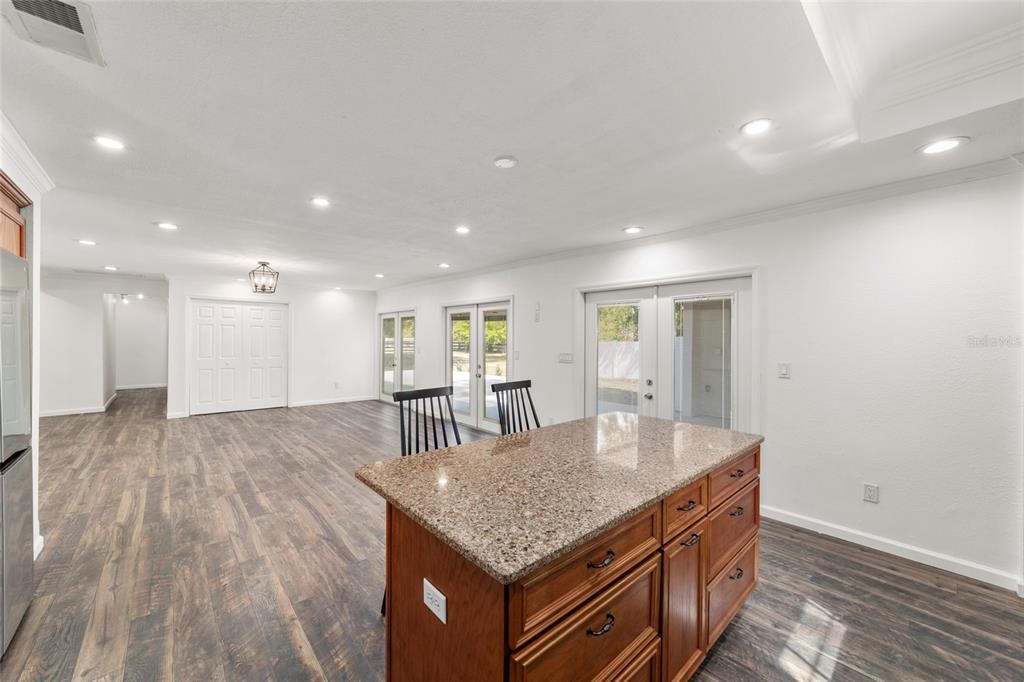 For Sale: $525,000 (3 beds, 2 baths, 2192 Square Feet)
