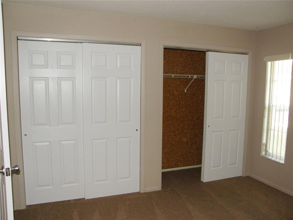 Activo con contrato: $188,500 (2 camas, 2 baños, 940 Pies cuadrados)