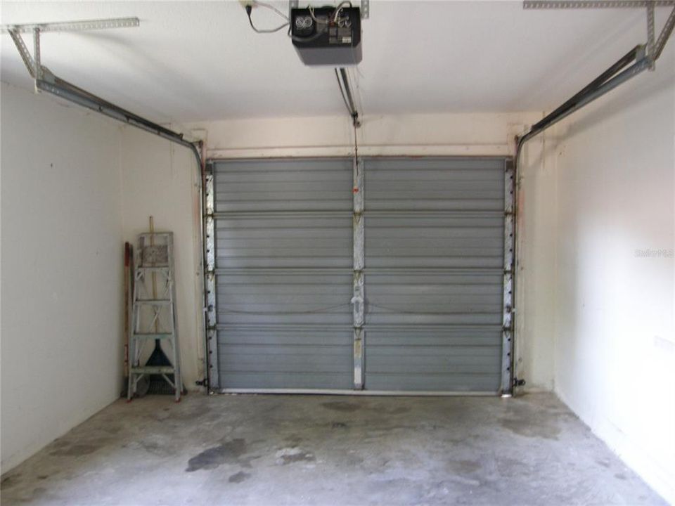 Activo con contrato: $188,500 (2 camas, 2 baños, 940 Pies cuadrados)