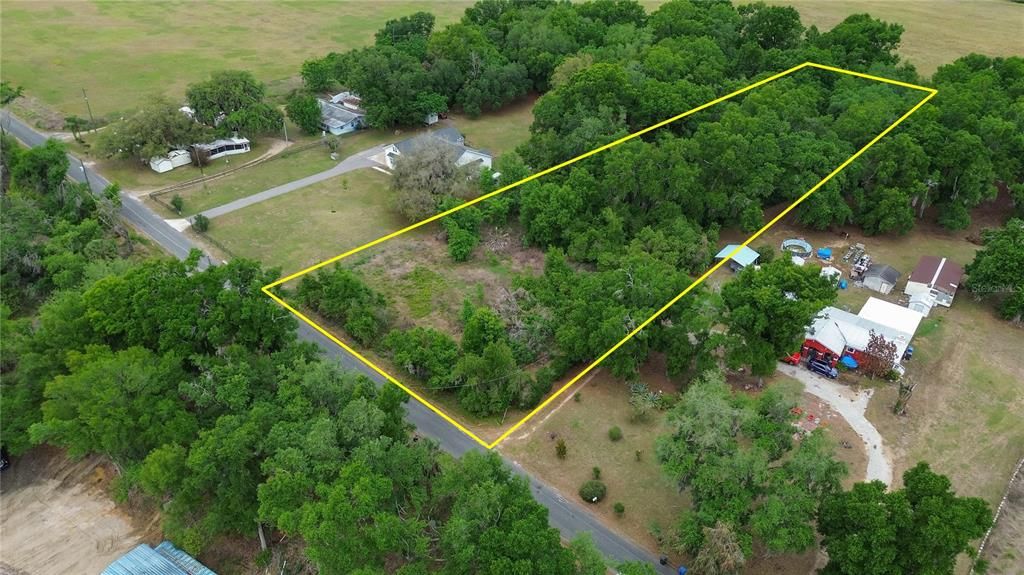 En Venta: $359,000 (2.50 acres)