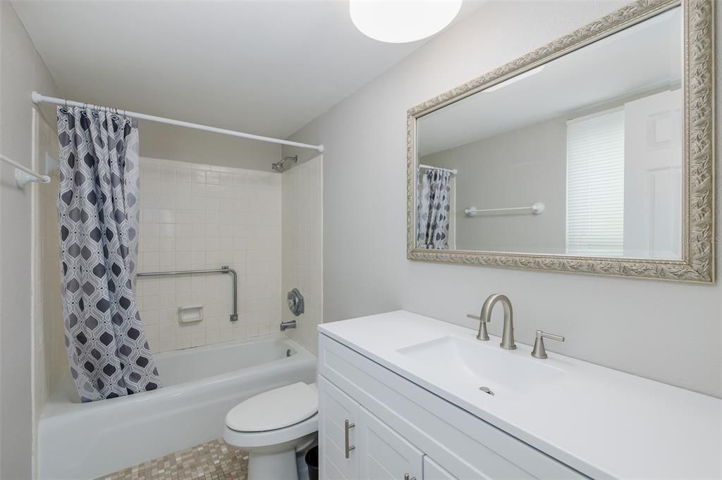 En Renta: $2,350 (2 camas, 2 baños, 1016 Pies cuadrados)