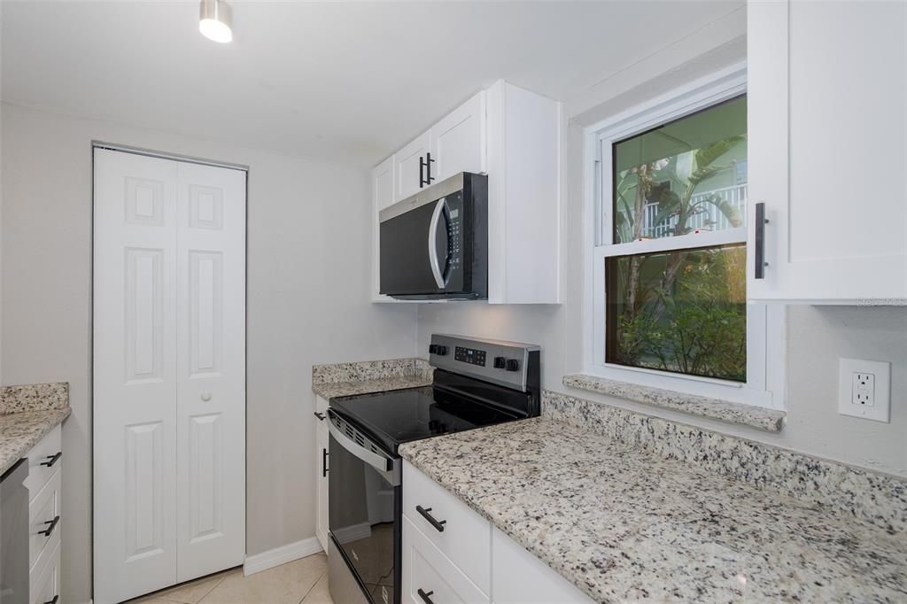 En Renta: $2,350 (2 camas, 2 baños, 1016 Pies cuadrados)