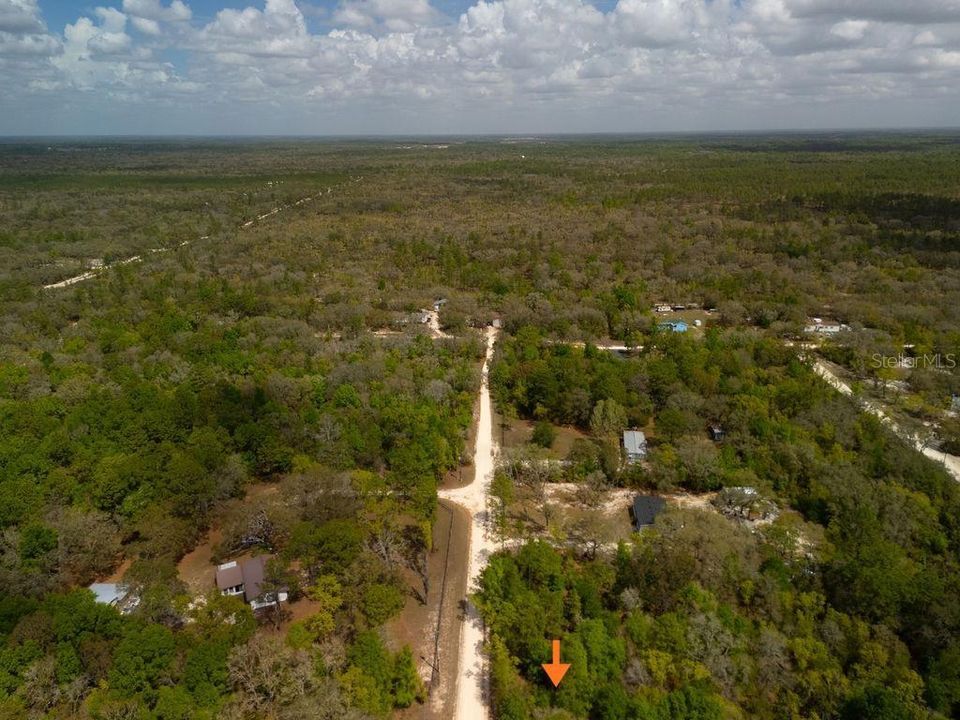 На продажу: $22,900 (1.02 acres)
